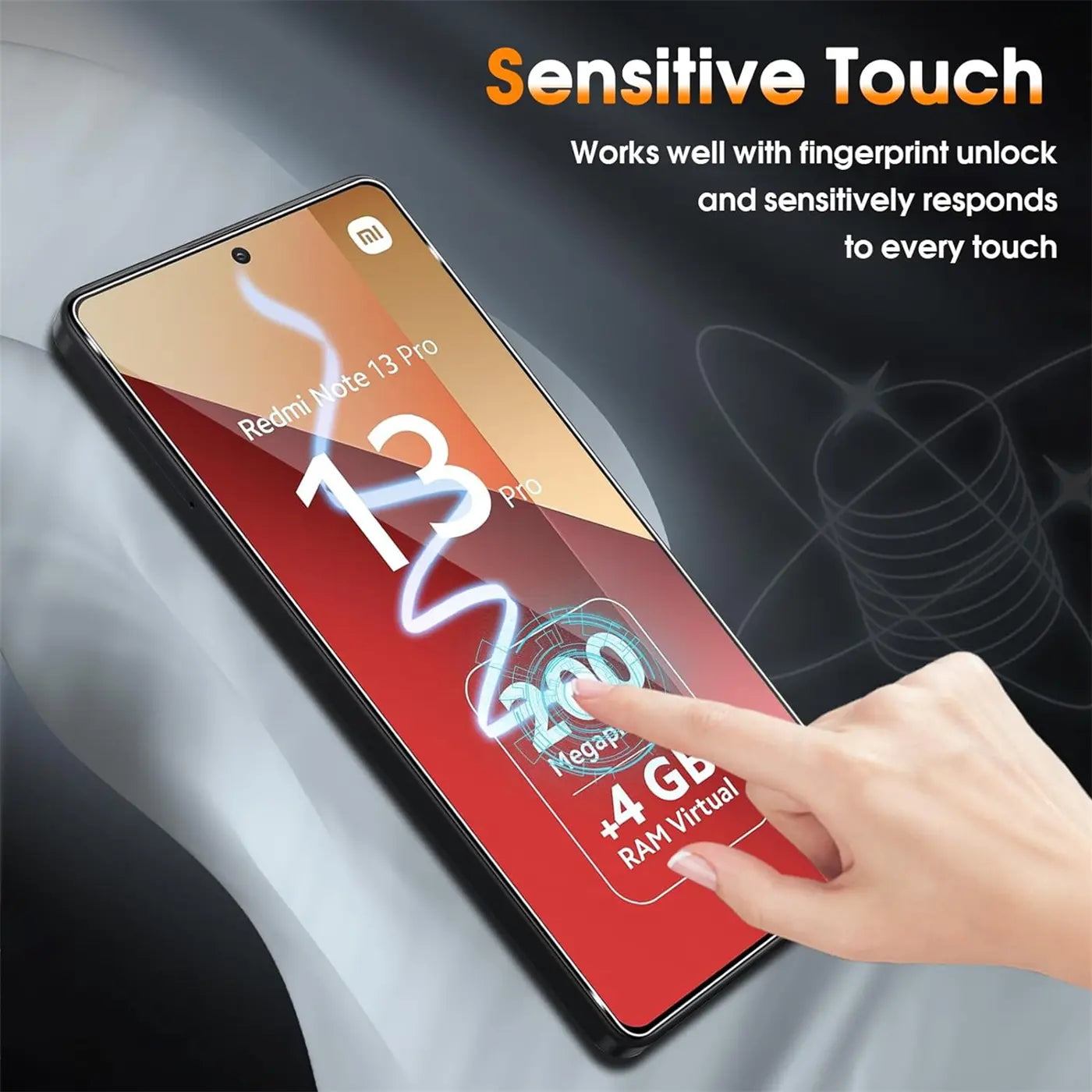Schutzglas auf einem schwarzen Xiaomi Redmi Note 13 Pro 5G Smartphone, von oben rechts gesehen. Eine Hand berührt das.