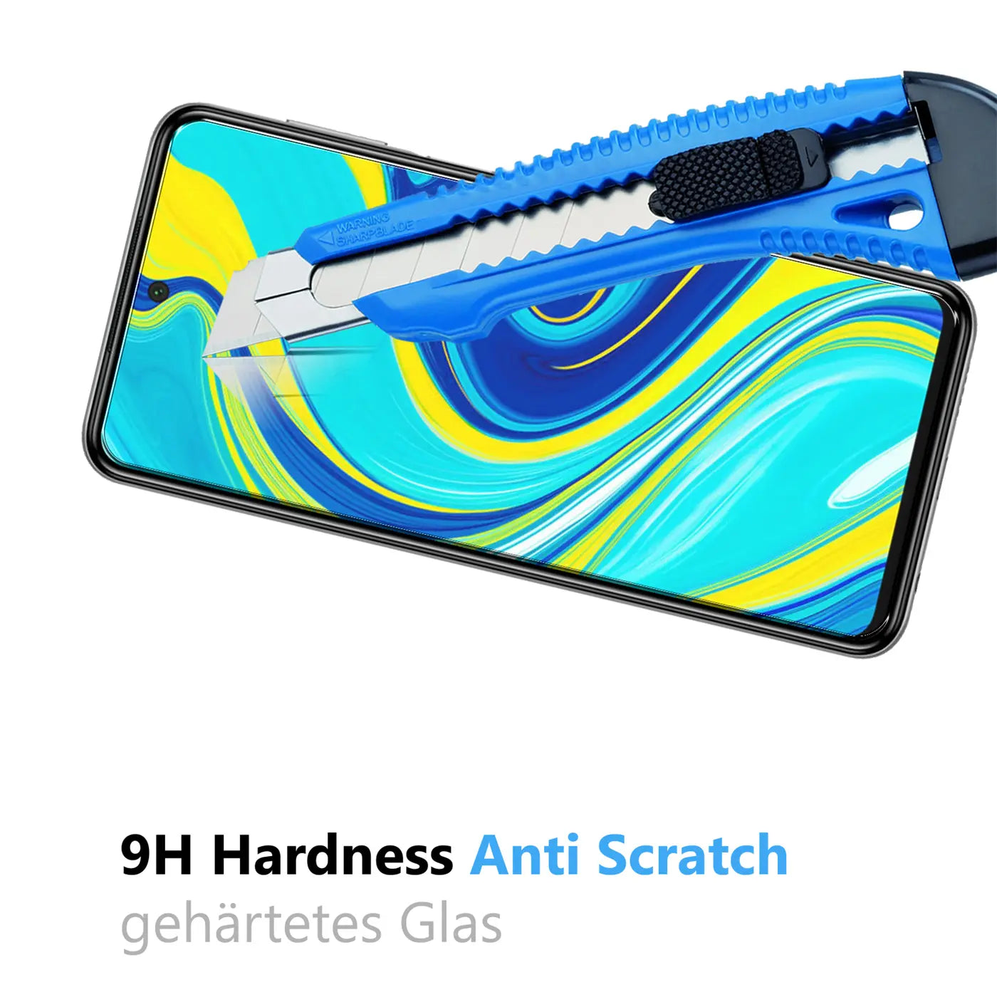 Blau-schwarzes Cuttermesser auf dem Display eines Xiaomi Redmi Note 9S, das kratzfestes Schutzglas demonstriert.