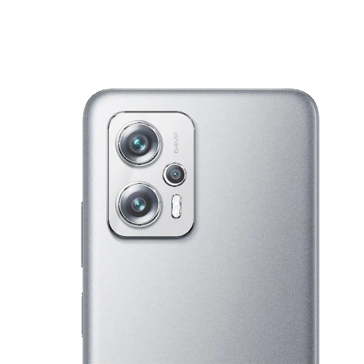 Rückseite eines silbernen Xiaomi Poco X4 GT Smartphones, schräg von hinten oben. Sichtbar sind die drei Kameras.