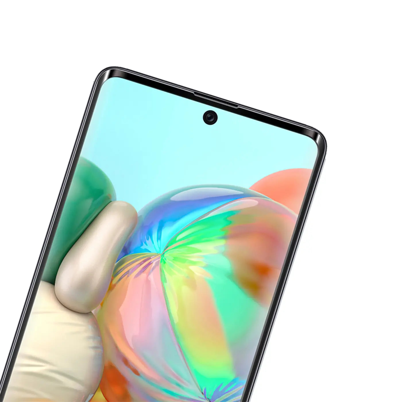 Nahaufnahme eines Samsung Galaxy A72 mit schwarzem Fullscreen Panzerglas, schräg von oben rechts, auf weißem Hintergrund.