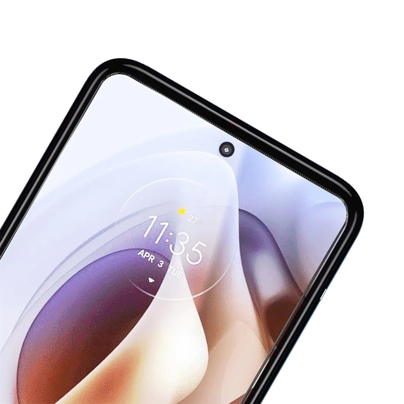 Nahaufnahme des oberen Bereichs eines schwarzen Motorola Moto G13/G23 mit Displayschutz aus Glas, schräg von oben.