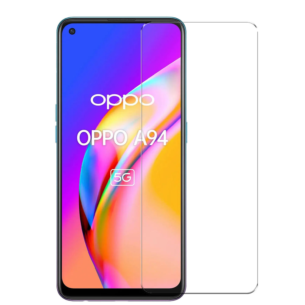 Oppo A94 5G Smartphone mit aufgelegtem, transparentem Panzerglas-Displayschutz von vorne, daneben ein zweites Glas.