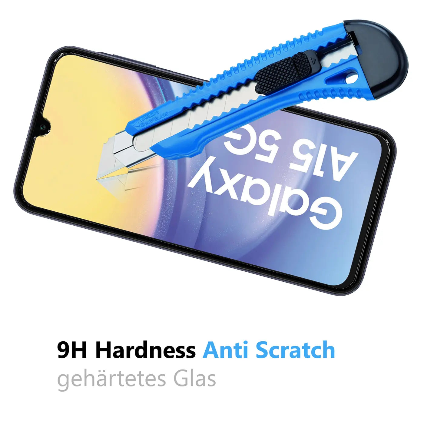 Blau-schwarzes Cuttermesser auf dem Display eines schwarzen Samsung Galaxy A15 5G, das einen gelben Displayschutz zeigt.