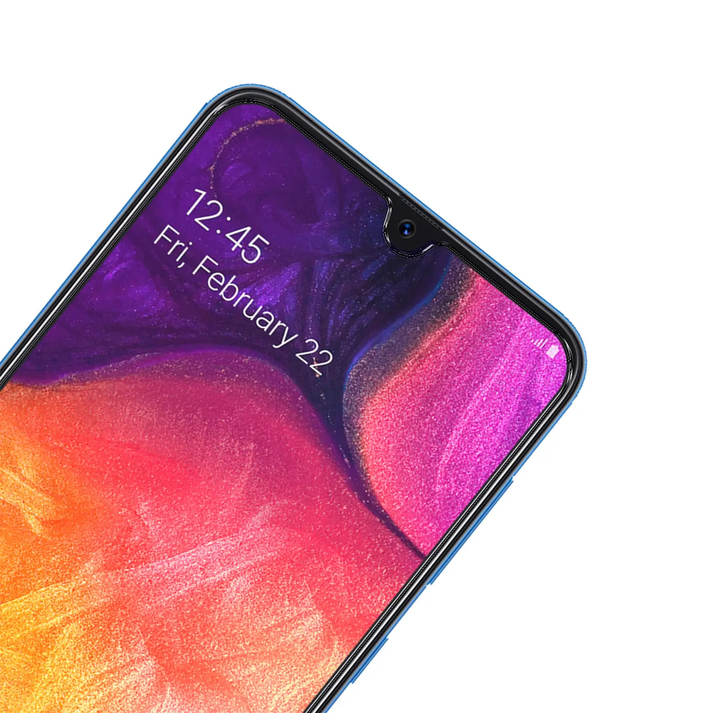 Nahaufnahme eines blauen Samsung Galaxy A50/A30s Smartphones mit eingeschaltetem Display, schräg von oben.