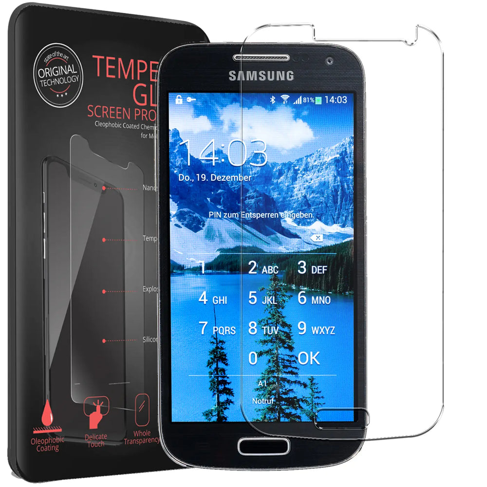 Schwarzes Samsung Galaxy S4 mit transparentem Panzerglas-Displayschutz und schwarzer Verpackung, leicht schräg von vorn.