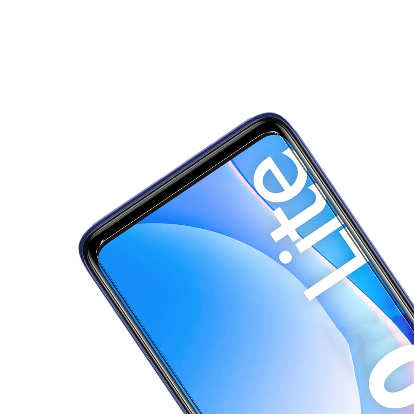 Oberer Bereich eines Xiaomi Mi 10 Lite Handys, schräg von oben. Das Display zeigt ein blaues Hintergrundbild mit "lite" in.