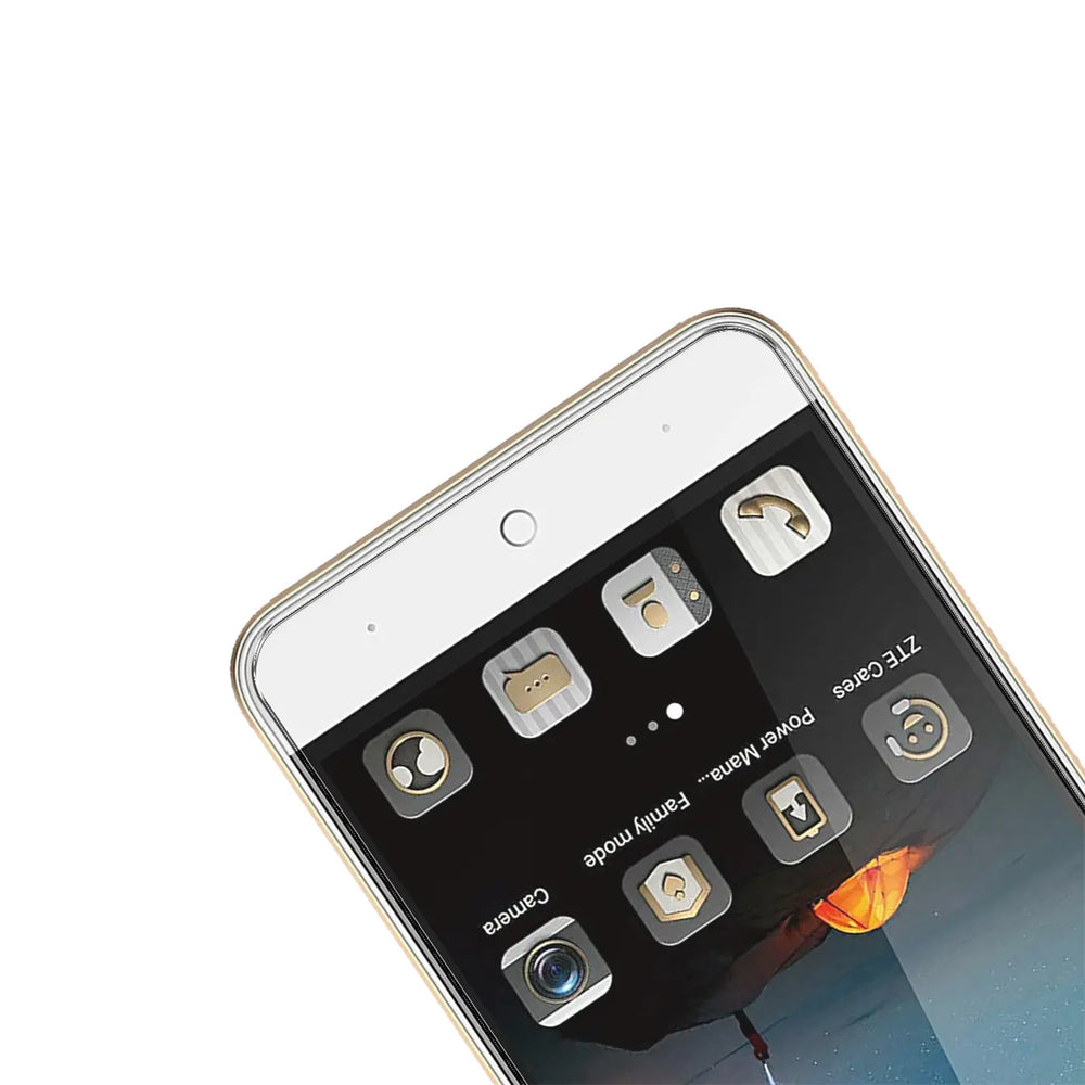 Nahaufnahme des oberen rechten Bereichs eines goldenen ZTE Blade A612 Smartphones mit schwarzem Display und App-Symbolen.