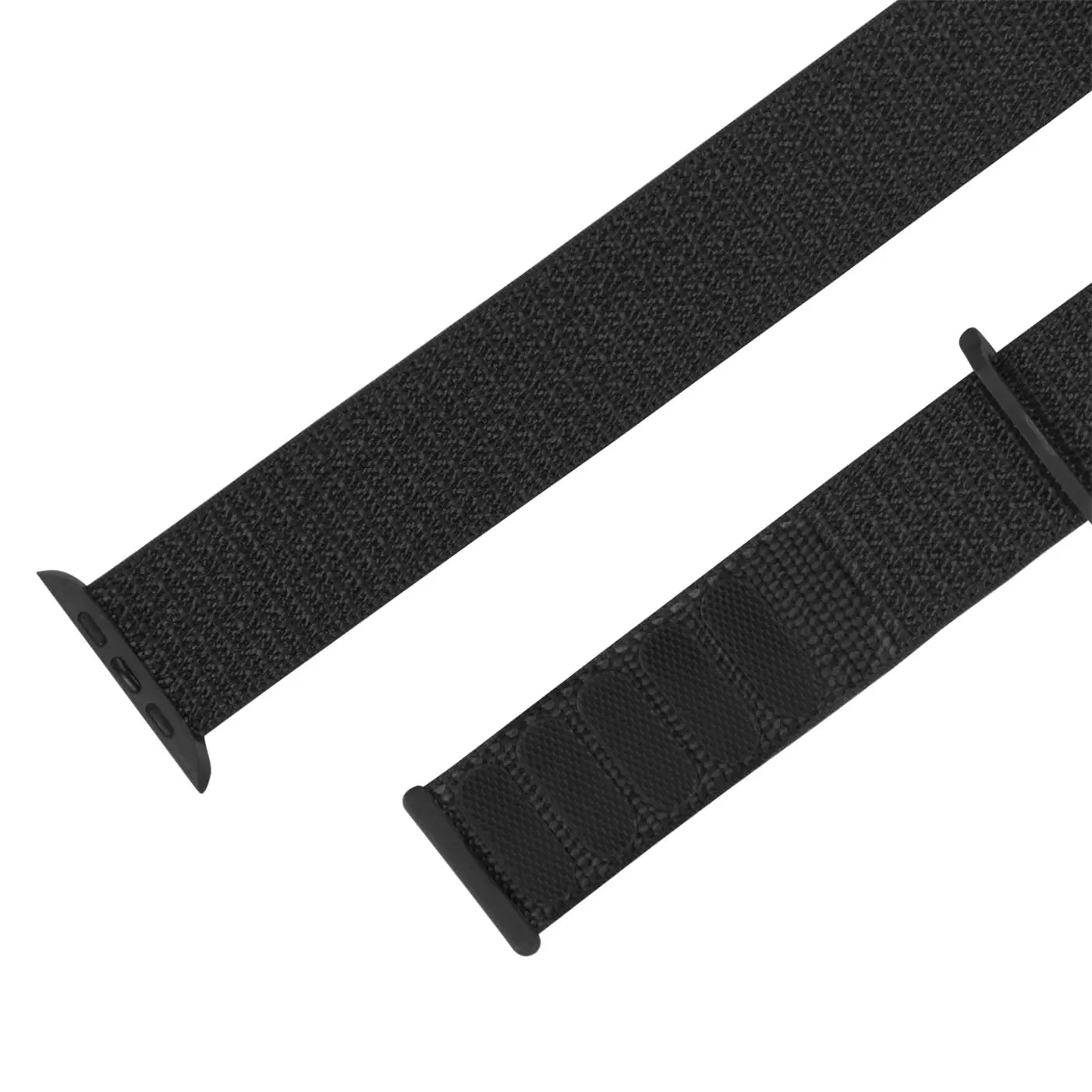 Schwarzes Nylon-Fitnessarmband für Apple Watch, mit Klettverschluss, von oben diagonal auf weißem Hintergrund.
