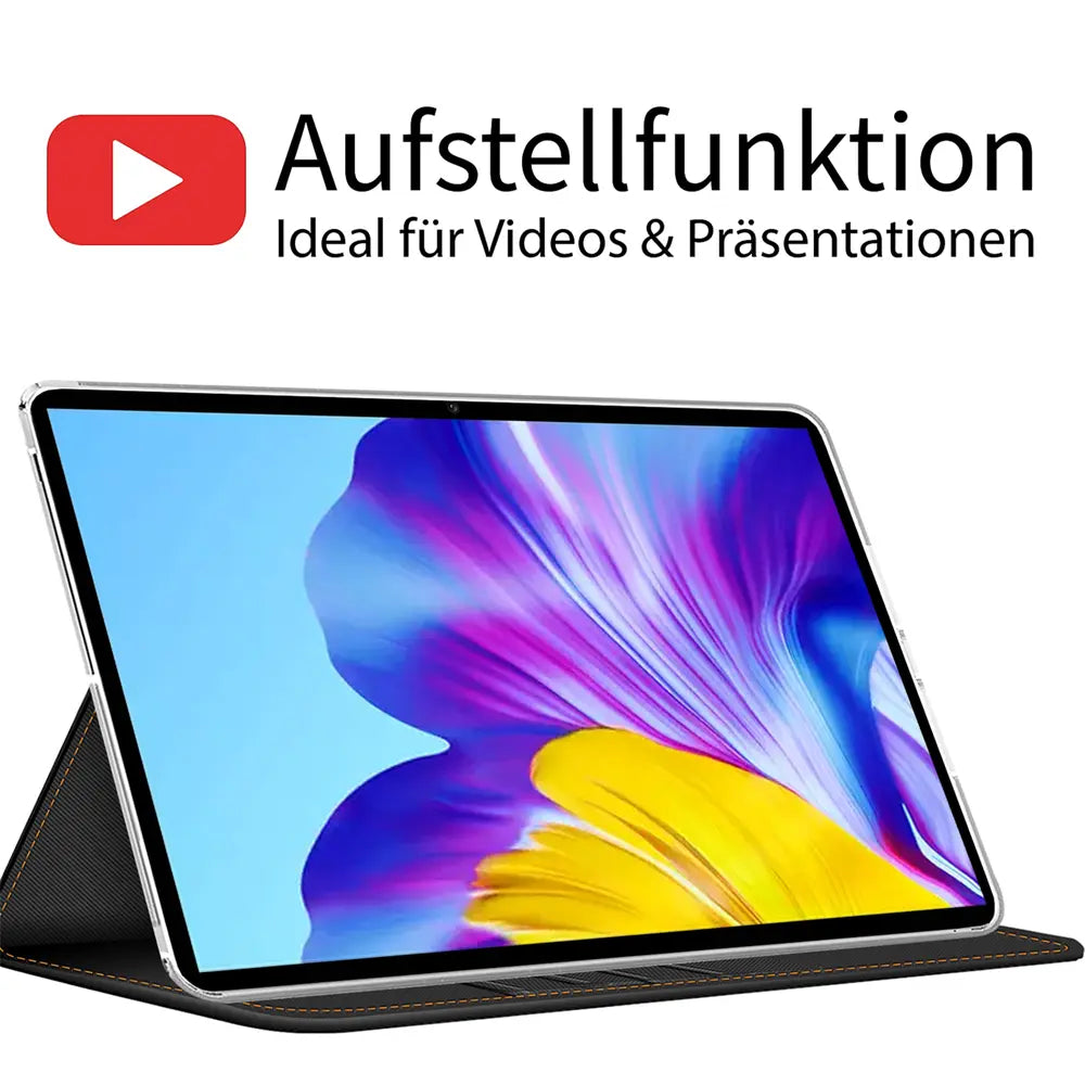 Schwarze Textil-Klapphülle mit aufgestelltem Honor Pad X8 Tablet, von vorne/leicht schräg.